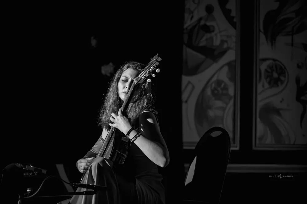 The Kim Lissarrague guitar on stage